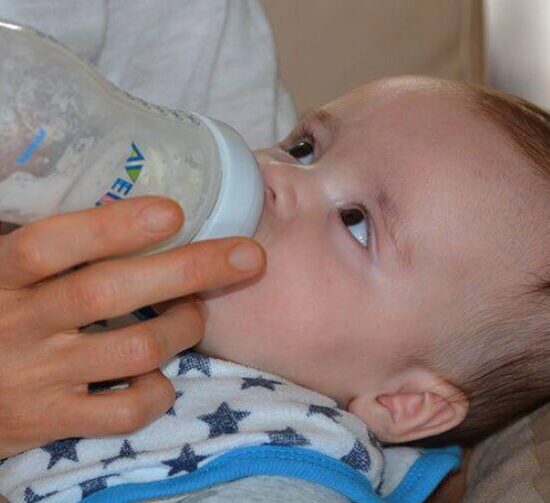 Baby formula: Is it healthy and safe?